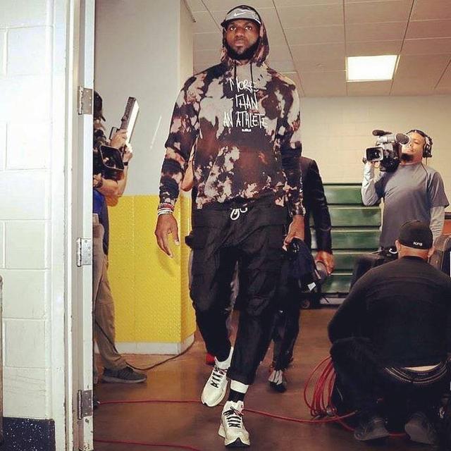 官方：波兰名哨马齐尼亚克将执法欧冠第四轮曼城vs多特（官方：波兰名哨马齐尼亚克将吹罚欧冠第4轮曼城对阵多特）