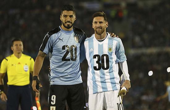 TA：利物浦冬窗签格伊可能性不大；与索博的续约谈判已开始（TA：利物浦冬窗签下格伊机会渺茫，已开启与索博的续约谈判）