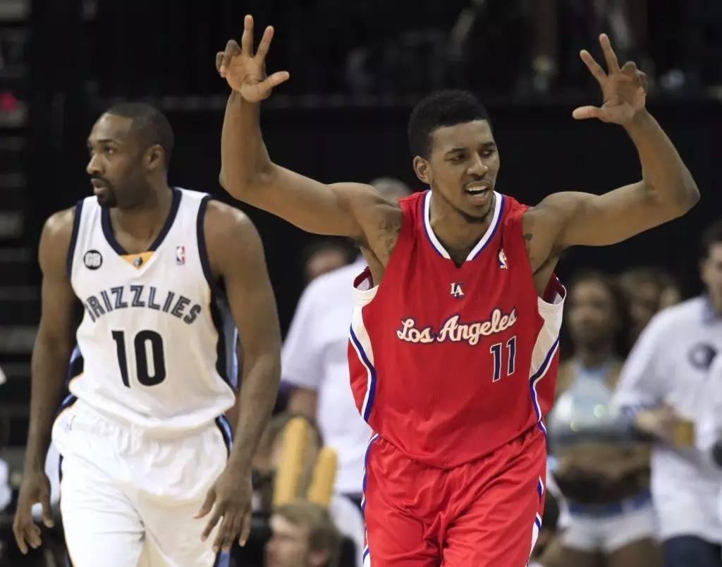 诺伊尔：乌尔比希一定会接替我的位置；我想慢慢考虑未来（诺伊尔肯定乌尔比希将接班，个人未来将从长计议）