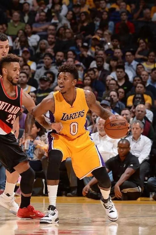 马里亚诺：皇马是世界最伟大俱乐部，但不是所有人都适合那里（马里亚诺：皇马是世界最伟大豪门 但并非人人适合）