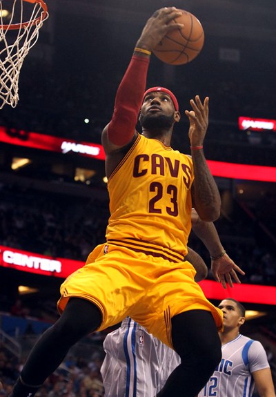 2025中足联颁奖会：泰山外援卡扎伊什维利获中超最佳球员（2025中足联年度颁奖：泰山外援卡扎伊什维利荣膺中超最佳球员）