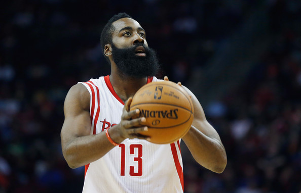 半场战报：弗赖堡2-0美因茨，格里福建功，库布勒破门（半场速报：弗赖堡2-0领先美因茨，格里福和库布勒相继破门）