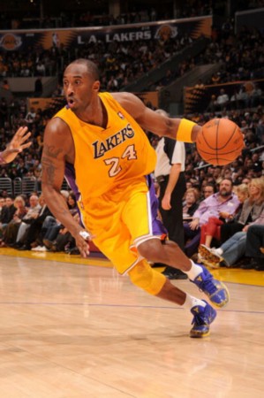 惊天倒钩！官方：蒙铁尔倒钩世界波当选2025普斯卡什奖（年度最佳进球！蒙铁尔倒钩世界波荣膺2025普斯卡什奖）