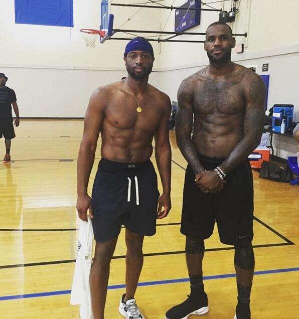 里程碑，徐新已为上海海港出战100场比赛（徐新迎职业里程碑：代表上海海港出战第100场）