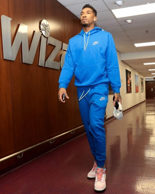 北京战江苏大名单：周琦、赵睿均出战、斯佩尔曼、贾尔斯在列（北京对阵江苏出场名单出炉：周琦赵睿确认登场，斯佩尔曼、贾尔斯入选）